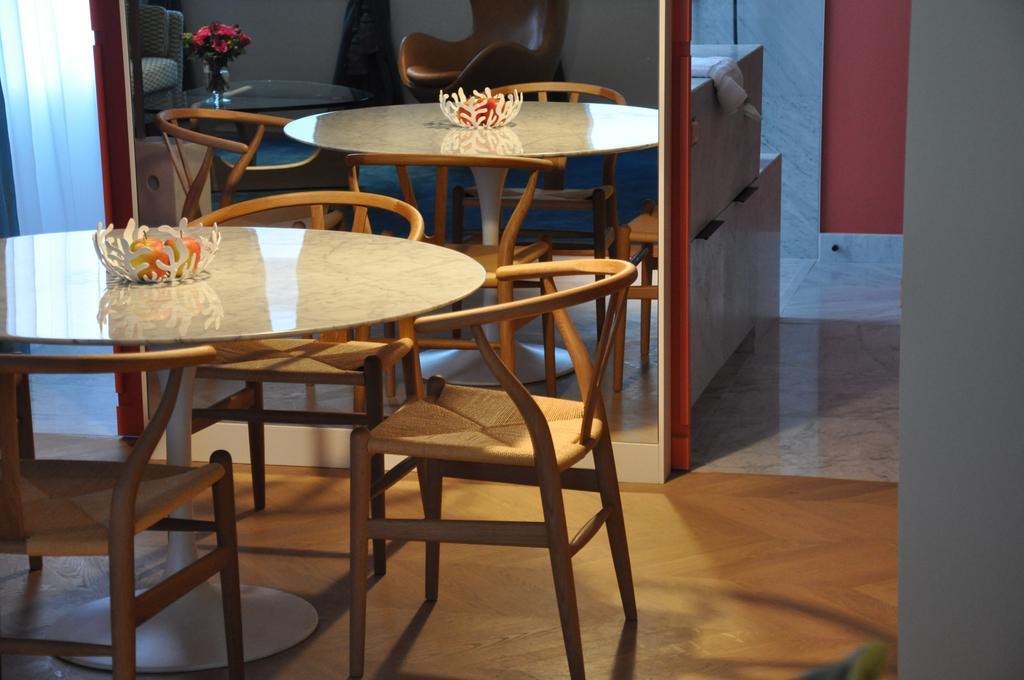 Smartflats - Raphael Suites Antwerp Room photo