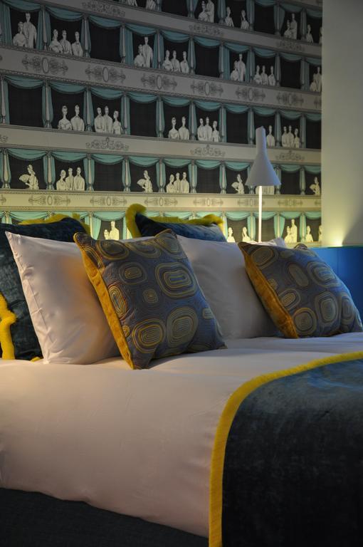 Smartflats - Raphael Suites Antwerp Room photo